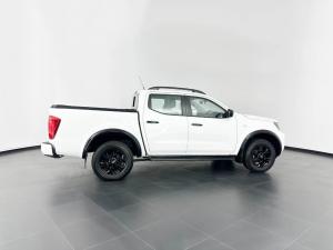 Nissan Navara 2.5DDTI SE Plus automatic D/C - Image 5