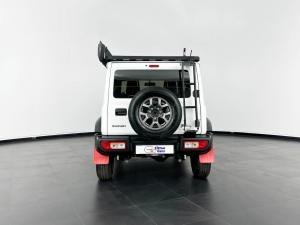Suzuki Jimny 1.5 GL - Image 7