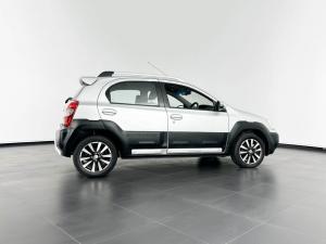 Toyota Etios Cross 1.5 Xs 5-Door - Image 4