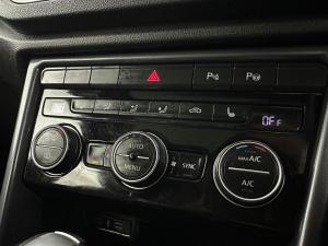 Volkswagen T-ROC 2.0 TSI 4M R-LINE DSG - Image 11