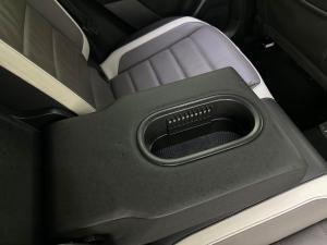 Volkswagen T-ROC 2.0 TSI 4M R-LINE DSG - Image 14