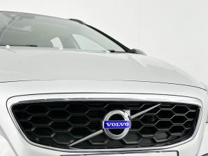 Volvo V40 CC D4 Momentum Geartronic - Image 7