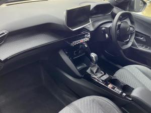 Peugeot 2008 1.2T Allure - Image 17
