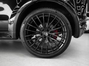 Land Rover Range Rover Evoque D180 SE - Image 13