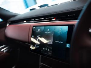 Land Rover Range Rover D350 HSE - Image 18