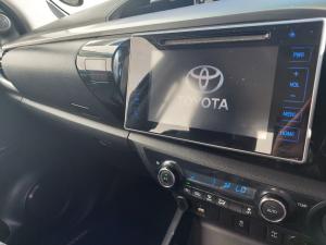 Toyota Hilux 2.8GD-6 double cab Raider auto - Image 14