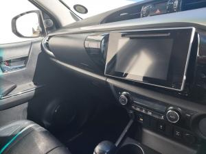 Toyota Hilux 2.8GD-6 double cab Raider auto - Image 15