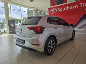 Volkswagen Polo hatch 1.0TSI Life auto - Image 3