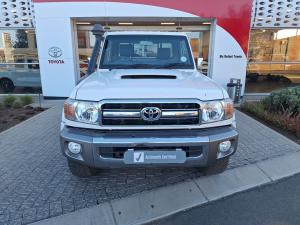 Toyota Land Cruiser 79 4.5D-4D V8 single cab LX - Image 4