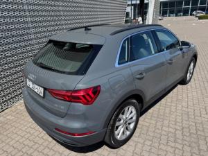 Audi Q3 35 TDI S Tronic Urban Edition - Image 17