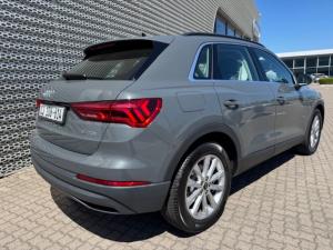 Audi Q3 35 TDI S Tronic Urban Edition - Image 2
