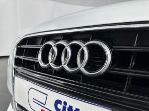 Audi A5 2.0T FSI Multi - Image 12