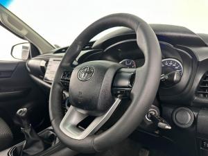 Toyota Hilux 2.8 GD-6 Raider 4X4 automaticD/C - Image 16