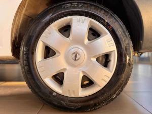 Nissan NP200 1.5 DCi Safety PackS/C - Image 10