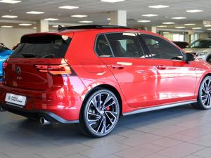 Volkswagen Golf GTI - Image 10