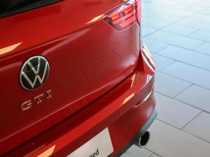 Volkswagen Golf GTI - Image 7