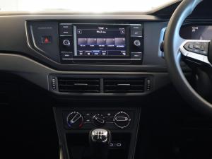 Volkswagen Polo hatch 1.0TSI - Image 10