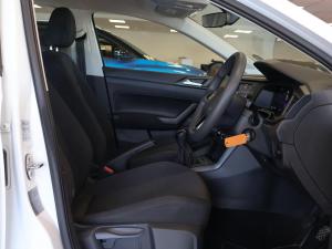 Volkswagen Polo hatch 1.0TSI - Image 8