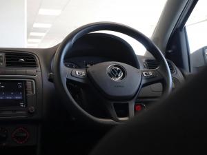 Volkswagen Polo Vivo hatch 1.6 Comfortline auto - Image 13