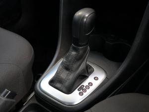 Volkswagen Polo Vivo hatch 1.6 Comfortline auto - Image 18