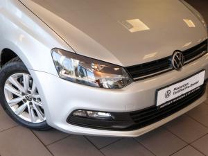 Volkswagen Polo Vivo hatch 1.6 Comfortline auto - Image 5