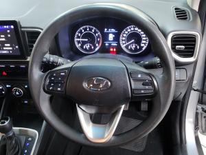 Hyundai Venue 1.0T Motion auto - Image 11