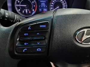 Hyundai Venue 1.0T Motion auto - Image 18