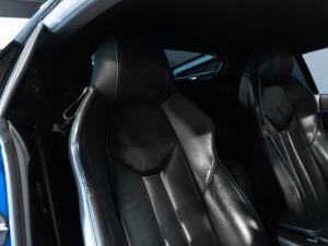 Audi R8 5.2 V10 plus quattro - Image 12