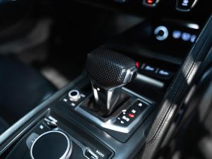 Audi R8 5.2 V10 plus quattro - Image 18