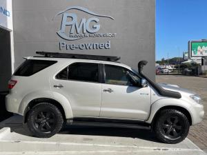 Toyota Fortuner 3.0D-4D 4x4 auto - Image 3