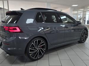 Volkswagen Golf GTI - Image 11