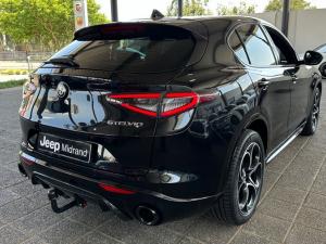 Alfa Romeo Stelvio 2.0T Veloce Q4 - Image 12