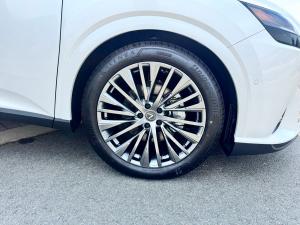 Lexus RX 450h+ - Image 6