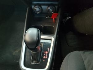 Suzuki Swift 1.2 GLX auto - Image 17