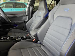 Volkswagen Golf R - Image 14