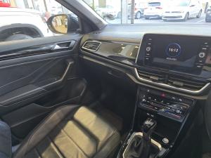 Volkswagen T-Roc 2.0TSI 140kW 4Motion R-Line - Image 15