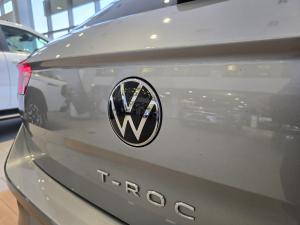 Volkswagen T-Roc 2.0TSI 140kW 4Motion R-Line - Image 18