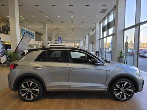 Volkswagen T-Roc 2.0TSI 140kW 4Motion R-Line - Image 3