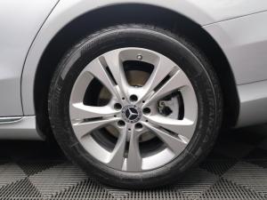 Mercedes-Benz C-Class C180 Avantgarde auto - Image 7