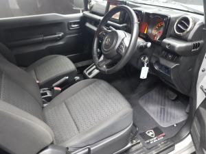 Suzuki Jimny 1.5 GLX AllGrip 3-door auto - Image 9