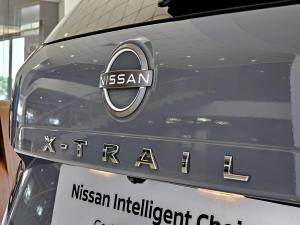 Nissan X-Trail 2.5 Acenta Plus 4WD - Image 12