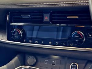 Nissan X-Trail 2.5 Acenta Plus 4WD - Image 17
