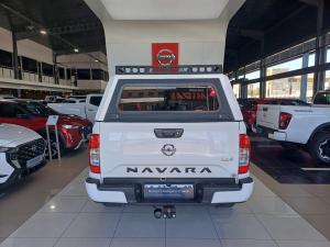 Nissan Navara 2.5DDTi double cab SE Plus 4x4 - Image 5