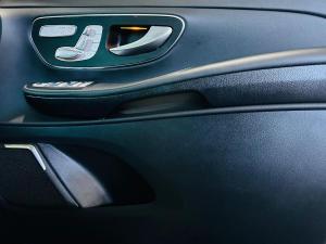 Mercedes-Benz V-Class V300d Exclusive - Image 10