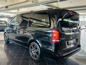 Mercedes-Benz V-Class V300d Exclusive - Image 14