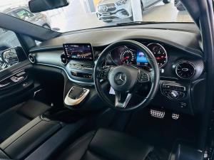 Mercedes-Benz V-Class V300d Exclusive - Image 3