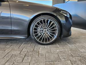 Mercedes-Benz C-Class C220d Avantgarde - Image 7
