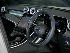 Mercedes-Benz GLC GLC220d 4Matic Avantgarde - Image 15