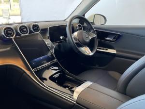 Mercedes-Benz GLC GLC300d 4Matic Avantgarde - Image 5
