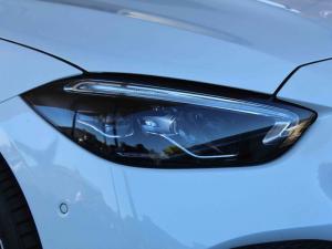 Mercedes-Benz C-Class C200 Avantgarde - Image 6